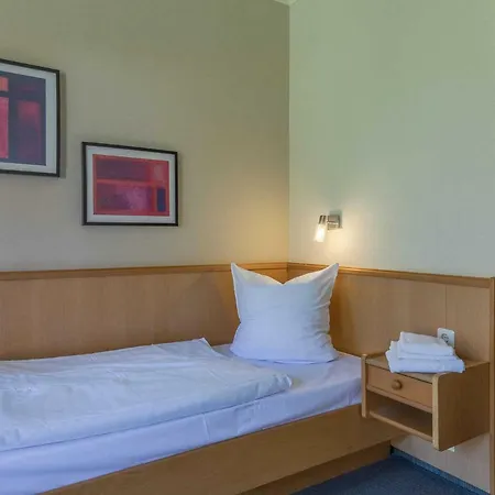 Apartment Ferienapartment Rotfeder Am Goldbe Lalendorf